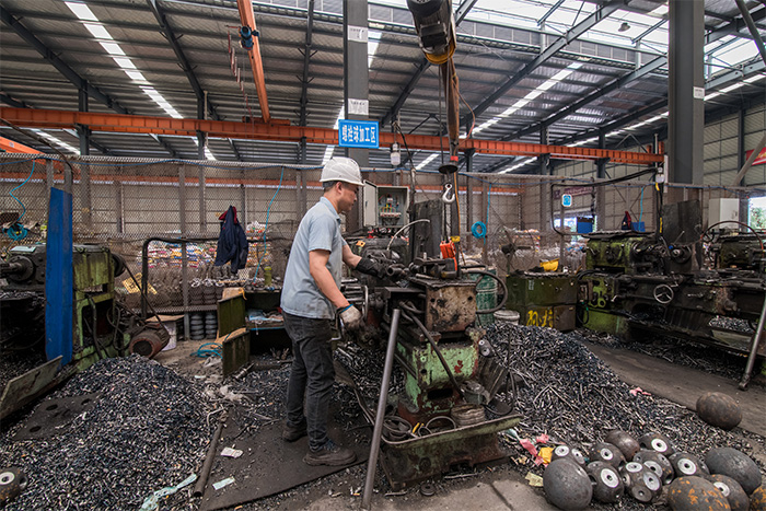 珠海网架配件-螺栓球加工车间